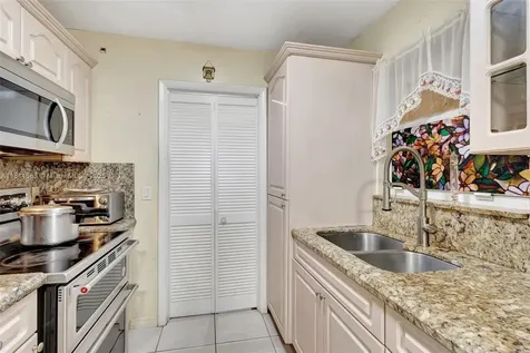 4035 N 110th Avenue N West Palm Beach FL 33411