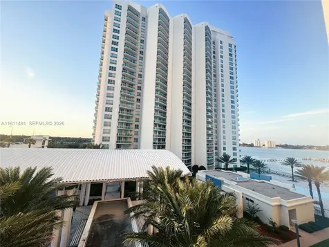 231 Riverside Drive Daytona FL 32117