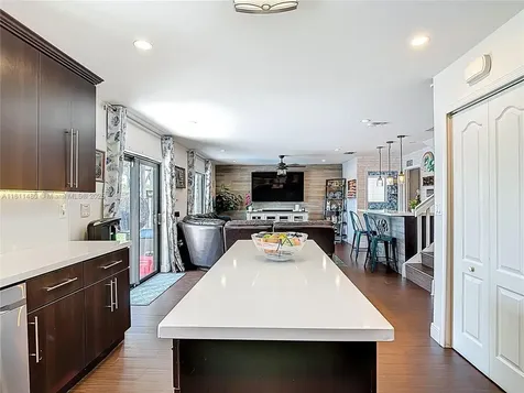 21241 SW 88th Place Cutler Bay FL 33189