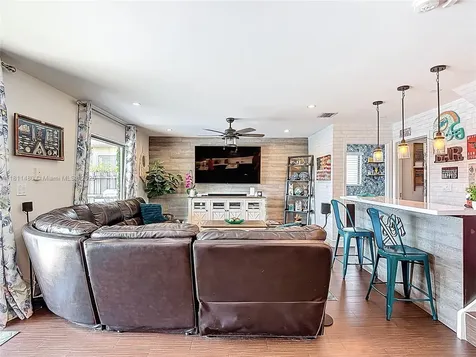 21241 SW 88th Place Cutler Bay FL 33189