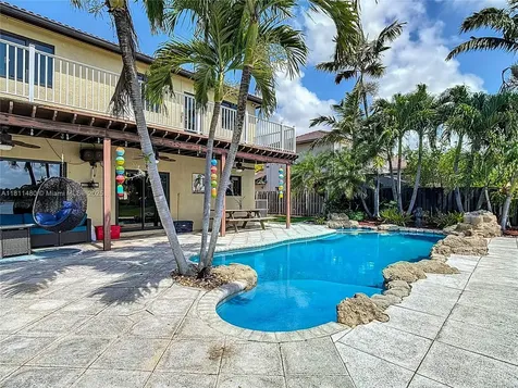 21241 SW 88th Place Cutler Bay FL 33189