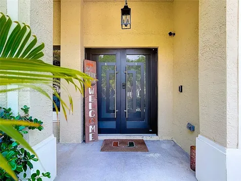 21241 SW 88th Place Cutler Bay FL 33189