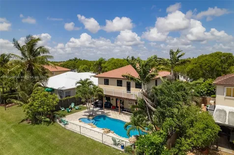 21241 SW 88th Place Cutler Bay FL 33189