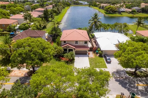 21241 SW 88th Place Cutler Bay FL 33189