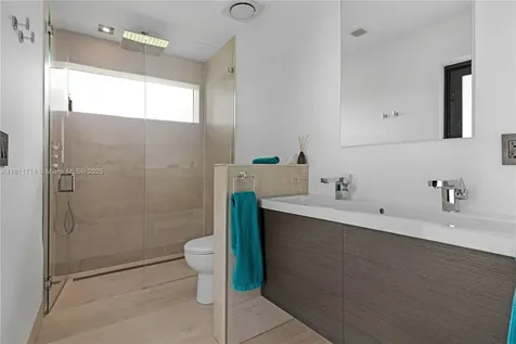 1601 Diplomat Parkway Hollywood FL 33019