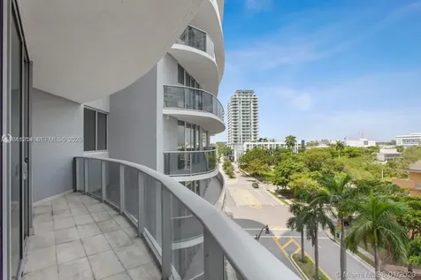 488 NE 18th Street Miami FL 33132