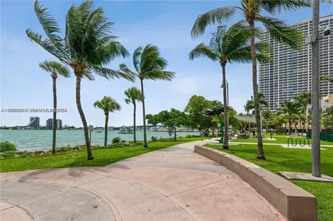 488 NE 18th Street Miami FL 33132