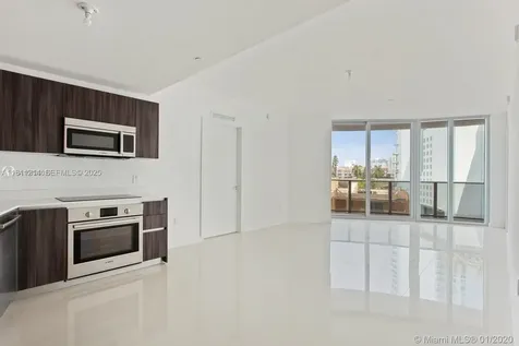 488 NE 18th Street Miami FL 33132