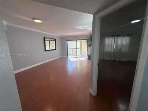 8290 Lake Drive Doral FL 33166