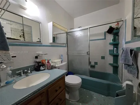 2815 NW 96th Street Miami FL 33147