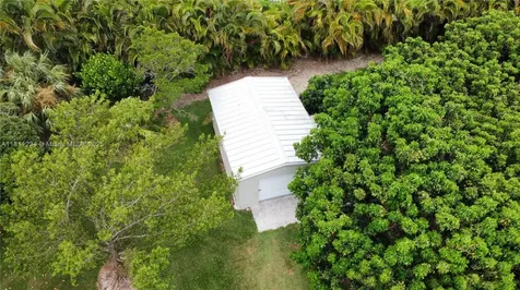 25000 SW 197th Avenue Homestead FL 33031