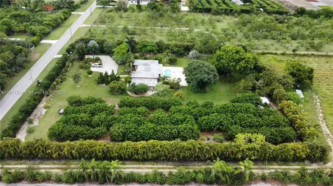 25000 SW 197th Avenue Homestead FL 33031