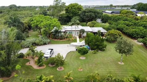 25000 SW 197th Avenue Homestead FL 33031