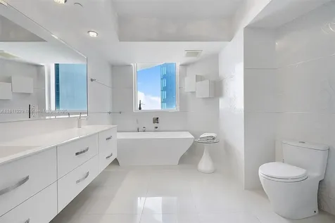 17201 Collins Avenue Sunny Isles Beach FL 33160