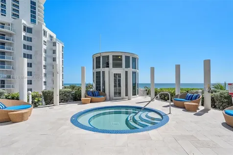 17201 Collins Avenue Sunny Isles Beach FL 33160