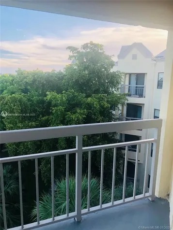 8290 Lake Drive Doral FL 33166