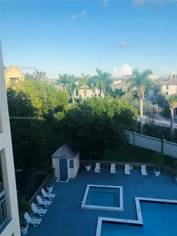 8290 Lake Drive Doral FL 33166