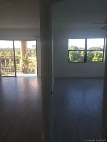 8290 Lake Drive Doral FL 33166