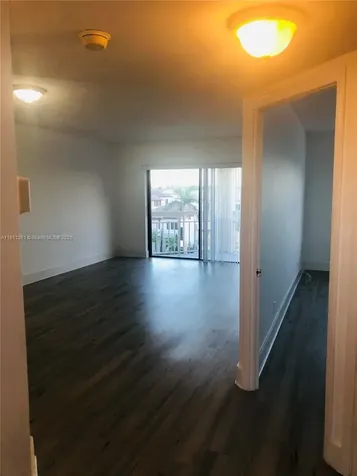 8290 Lake Drive Doral FL 33166