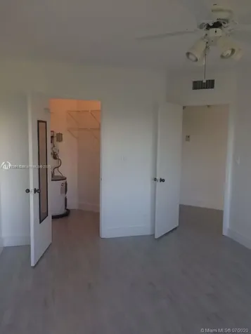 8290 Lake Drive Doral FL 33166