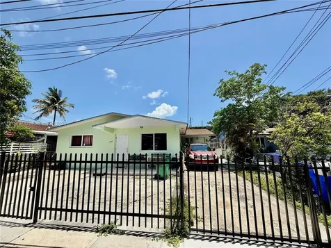 1060 NW 24th Street Miami FL 33127