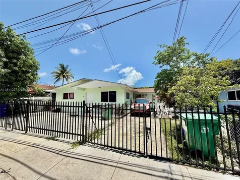 1060 NW 24th Street Miami FL 33127