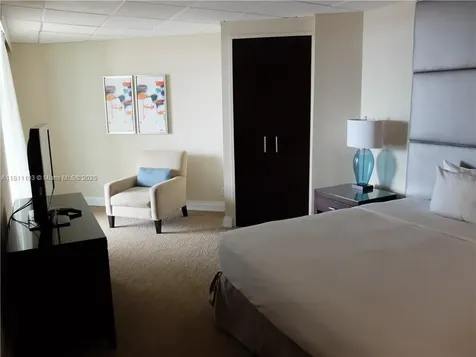 2670 E Sunrise Boulevard Fort Lauderdale FL 33304