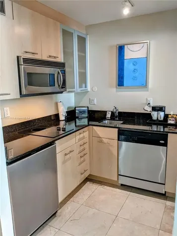 2670 E Sunrise Boulevard Fort Lauderdale FL 33304