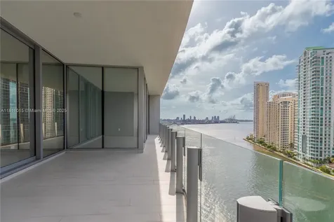 300 Biscayne Blvd Way Miami FL 33131