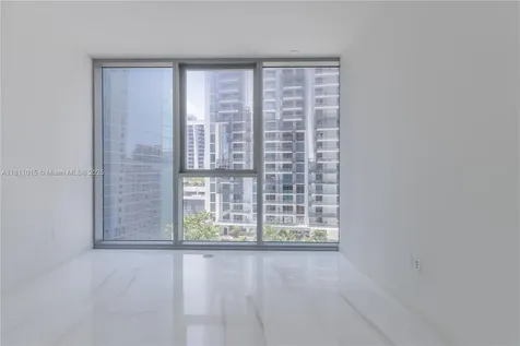 300 Biscayne Blvd Way Miami FL 33131