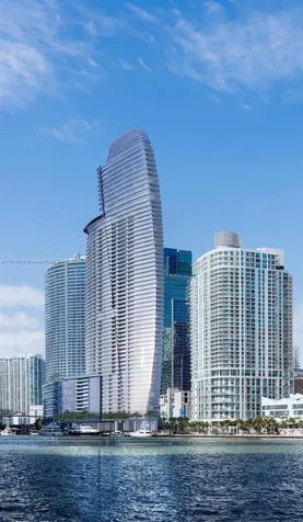 300 Biscayne Blvd Way Miami FL 33131