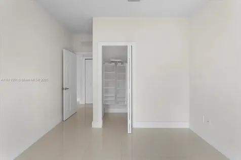 8773 SW 220th Lane Cutler Bay FL 33190