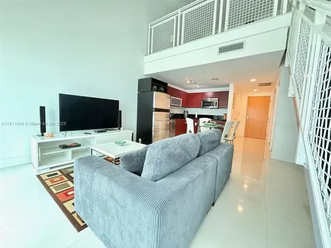 253 NE 2nd Street Miami FL 33132