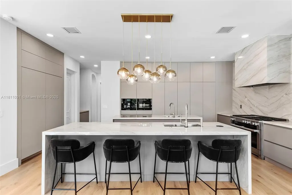 324 Coconut Isle Drive Fort Lauderdale FL 33301