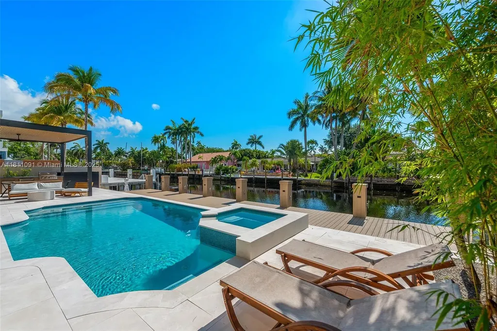 324 Coconut Isle Drive Fort Lauderdale FL 33301