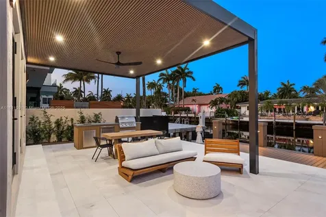 324 Coconut Isle Drive Fort Lauderdale FL 33301