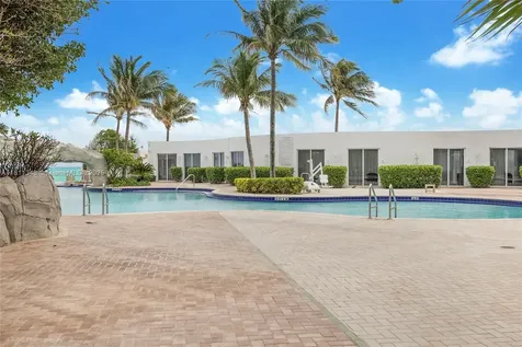 18001 Collins Avenue Sunny Isles Beach FL 33160