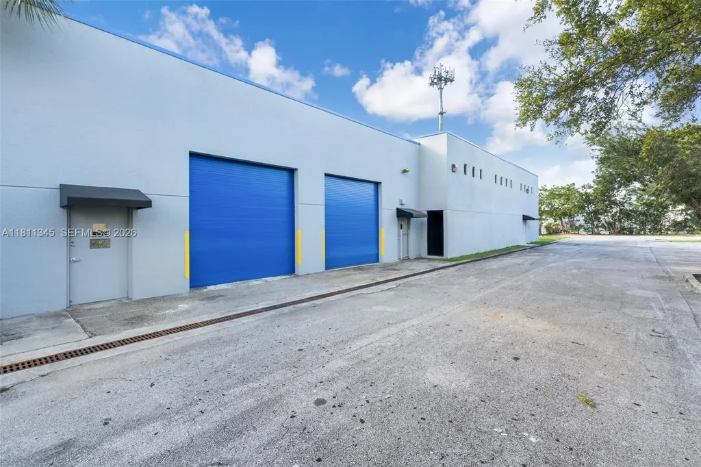3541 NW 53rd Street Fort Lauderdale FL 33309