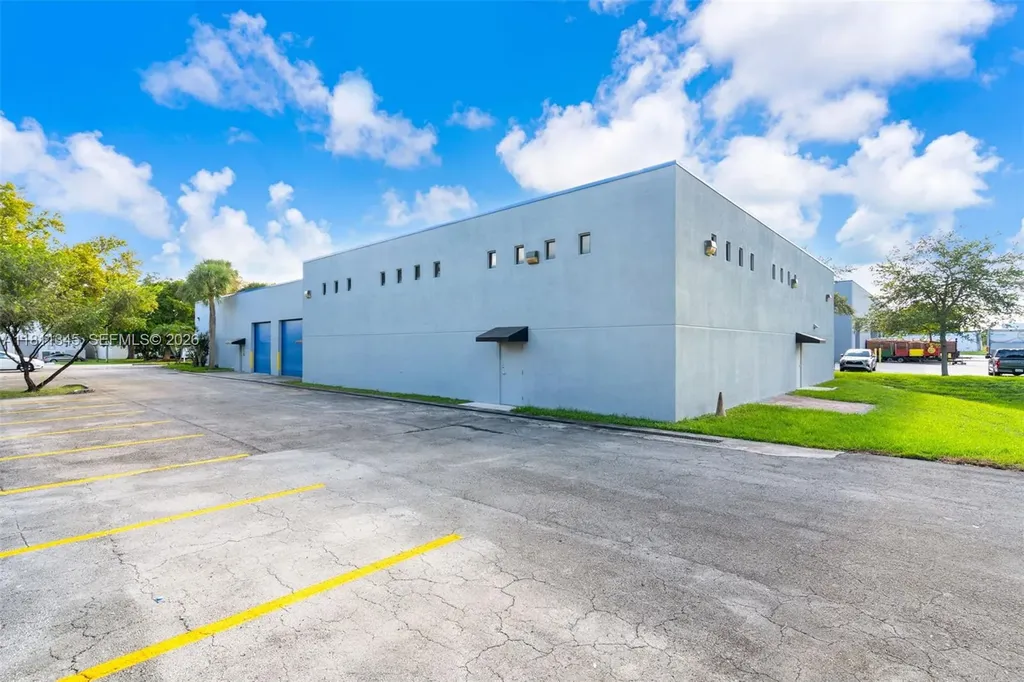 3541 NW 53rd Street Fort Lauderdale FL 33309