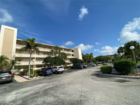 1902 Bermuda Circle Coconut Creek FL 33066