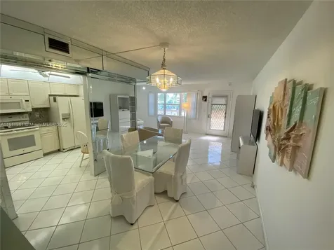 1902 Bermuda Circle Coconut Creek FL 33066