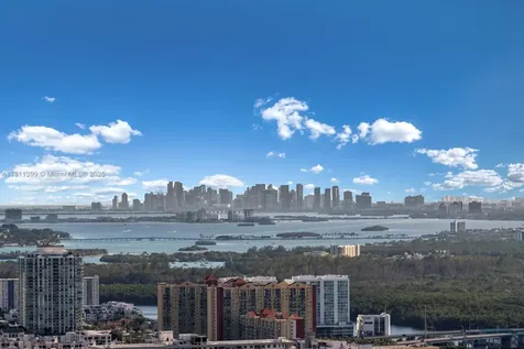 18555 Collins Avenue Sunny Isles Beach FL 33160
