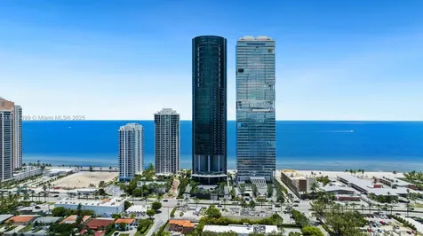 18555 Collins Avenue Sunny Isles Beach FL 33160