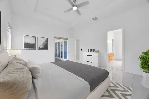 15037 SW 174th Street Miami FL 33187