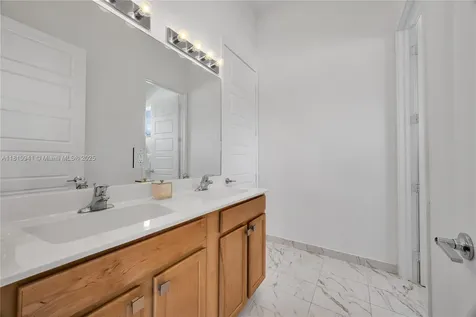 15037 SW 174th Street Miami FL 33187