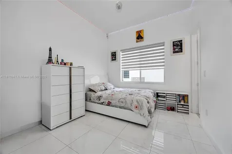 15037 SW 174th Street Miami FL 33187