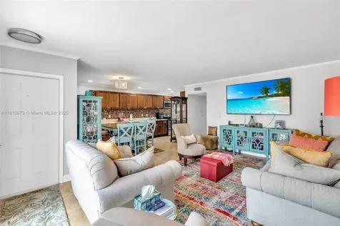 2316 SW 81st Way North Lauderdale FL 33068