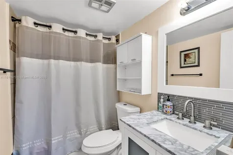2316 SW 81st Way North Lauderdale FL 33068