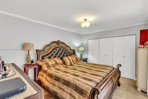 2316 SW 81st Way North Lauderdale FL 33068