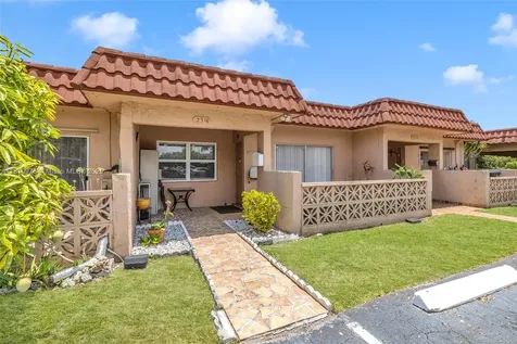 2316 SW 81st Way North Lauderdale FL 33068